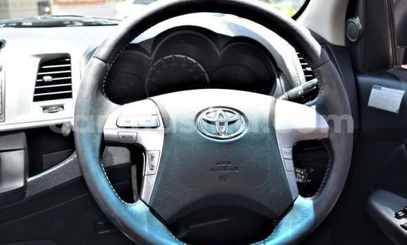 Nunua Ilio tumika Toyota Hilux Nyeupe Gari ndani ya Beitbridge nchini Matabeleland Kusini Nunua Ilio tumika Toyota Hilux Nyeupe Gari ndani ya Beitbridge nchini Matabeleland Kusini