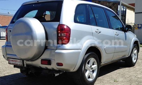 Buy Used Toyota RAV4 Silver Car in Beitbridge in Matabeleland South Buy Used Toyota RAV4 Silver Car in Beitbridge in Matabeleland South