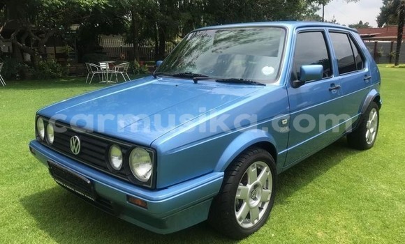 Buy Used Volkswagen Golf Blue Car in Beitbridge in Matabeleland South Buy Used Volkswagen Golf Blue Car in Beitbridge in Matabeleland South