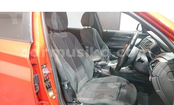 Buy Used BMW 1-Series Beige Car in Beitbridge in Matabeleland South Buy Used BMW 1-Series Beige Car in Beitbridge in Matabeleland South