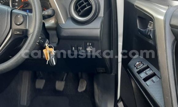 Tenga Tsaru Toyota RAV4 Chena Mota in Beitbridge in Matabeleland South Tenga Tsaru Toyota RAV4 Chena Mota in Beitbridge in Matabeleland South