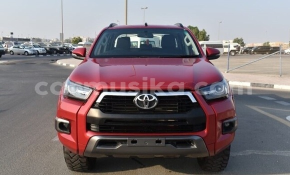 Tenga Tsaru Toyota Hilux Tsvuku Mota in Beitbridge in Matabeleland South Tenga Tsaru Toyota Hilux Tsvuku Mota in Beitbridge in Matabeleland South