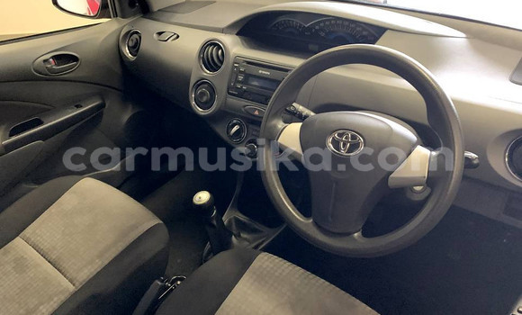 Buy Used Toyota Etios Red Car in Beitbridge in Matabeleland South Buy Used Toyota Etios Red Car in Beitbridge in Matabeleland South