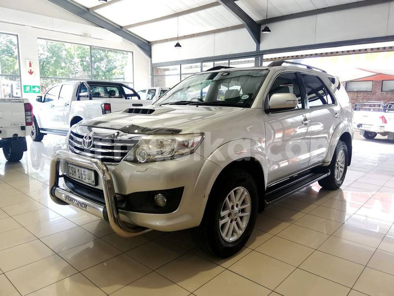 Big with watermark toyota fortuner matabeleland south beitbridge 26244