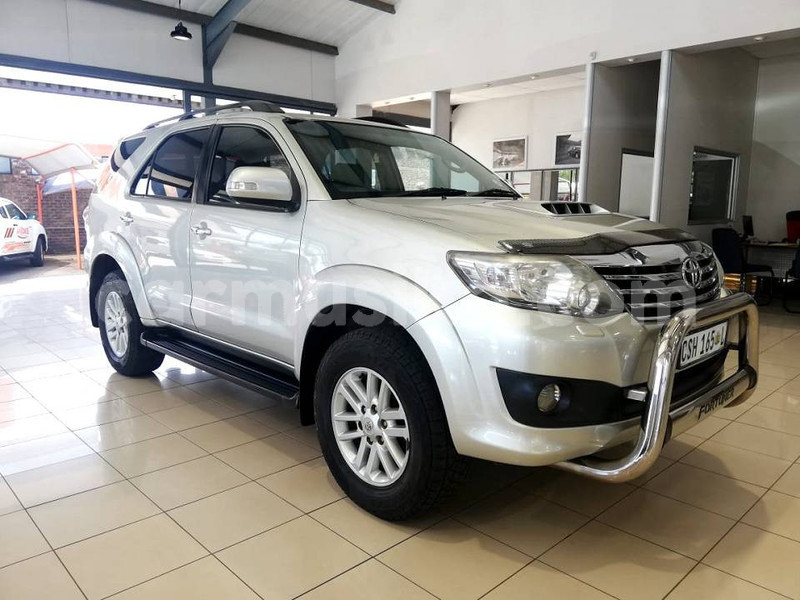 Big with watermark toyota fortuner matabeleland south beitbridge 26244