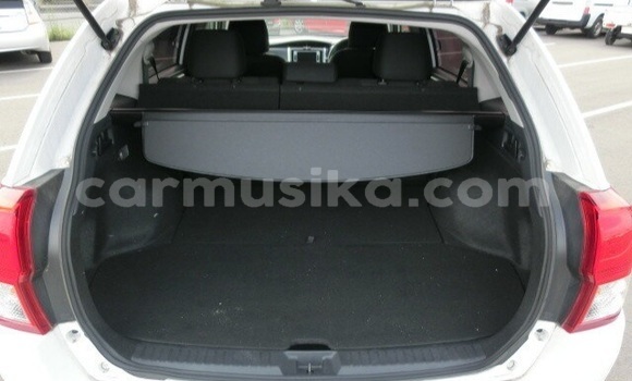 Buy Used Toyota Corolla White Car in Beitbridge in Matabeleland South Buy Used Toyota Corolla White Car in Beitbridge in Matabeleland South