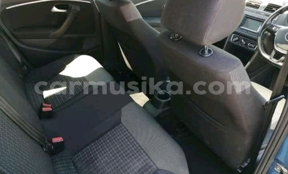 Buy Used Volkswagen Polo Blue Car in Beitbridge in Matabeleland South Buy Used Volkswagen Polo Blue Car in Beitbridge in Matabeleland South