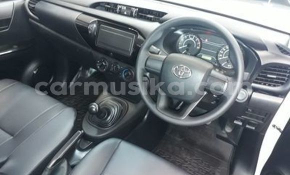 Acheter Toyota hilux à Zvishavane, Midlands Acheter Toyota hilux à Zvishavane, Midlands