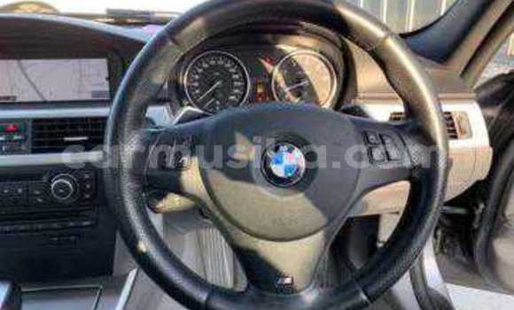 Tenga Tsaru BMW 3–Series Sirivha Mota in Beitbridge in Matabeleland South Tenga Tsaru BMW 3–Series Sirivha Mota in Beitbridge in Matabeleland South