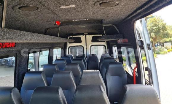 Acheter Occasion Utilitaire Mercedes‒Benz Sprinter Blanc à Beitbridge, Matabeleland South Acheter Occasion Utilitaire Mercedes‒Benz Sprinter Blanc à Beitbridge, Matabeleland South