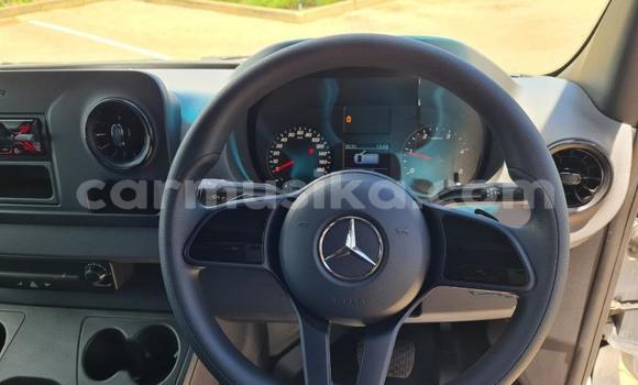 Acheter Occasion Utilitaire Mercedes‒Benz Sprinter Blanc à Beitbridge, Matabeleland South Acheter Occasion Utilitaire Mercedes‒Benz Sprinter Blanc à Beitbridge, Matabeleland South