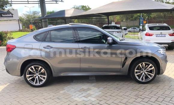 Nunua Ilio tumika BMW X6 Fedha Gari ndani ya Beitbridge nchini Matabeleland Kusini Nunua Ilio tumika BMW X6 Fedha Gari ndani ya Beitbridge nchini Matabeleland Kusini