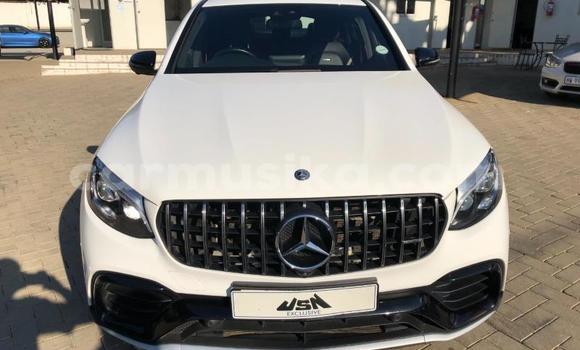 Acheter Occasion Voiture Mercedes‒Benz CLS-klasse Blanc à Beitbridge, Matabeleland South Acheter Occasion Voiture Mercedes‒Benz CLS-klasse Blanc à Beitbridge, Matabeleland South