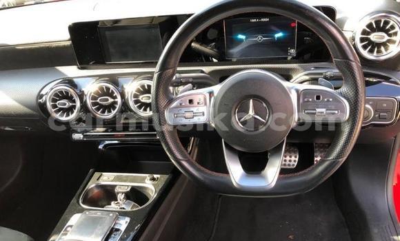 Tenga Tsaru Mercedes‒Benz C-klasse AMG Tsvuku Mota in Beitbridge in Matabeleland South Tenga Tsaru Mercedes‒Benz C-klasse AMG Tsvuku Mota in Beitbridge in Matabeleland South