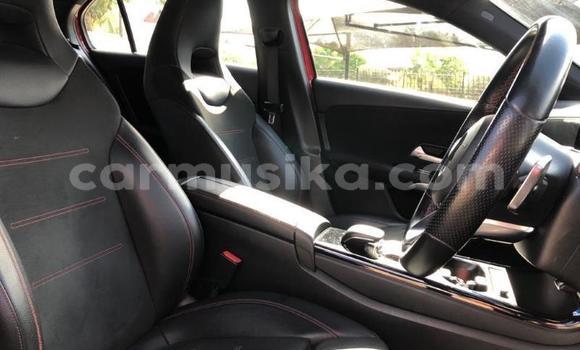 Tenga Tsaru Mercedes‒Benz C-klasse AMG Tsvuku Mota in Beitbridge in Matabeleland South Tenga Tsaru Mercedes‒Benz C-klasse AMG Tsvuku Mota in Beitbridge in Matabeleland South