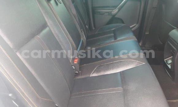 Nunua Ilio tumika Ford Ranger Nyeupe Gari ndani ya Beitbridge nchini Matabeleland Kusini Nunua Ilio tumika Ford Ranger Nyeupe Gari ndani ya Beitbridge nchini Matabeleland Kusini