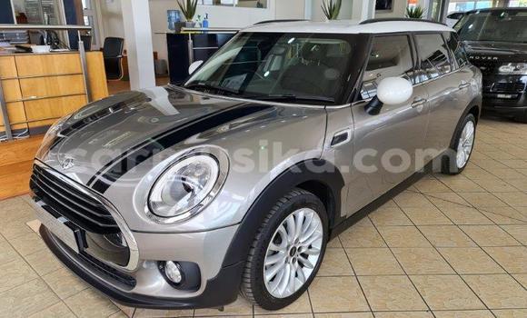 Acheter Occasion Voiture Mini Cooper S clubman Gris à Beitbridge, Matabeleland South Acheter Occasion Voiture Mini Cooper S clubman Gris à Beitbridge, Matabeleland South