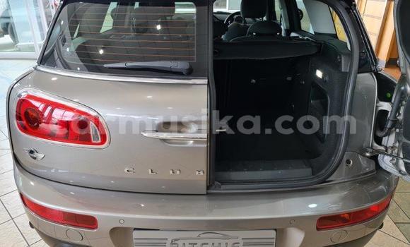 Acheter Occasion Voiture Mini Cooper S clubman Gris à Beitbridge, Matabeleland South Acheter Occasion Voiture Mini Cooper S clubman Gris à Beitbridge, Matabeleland South