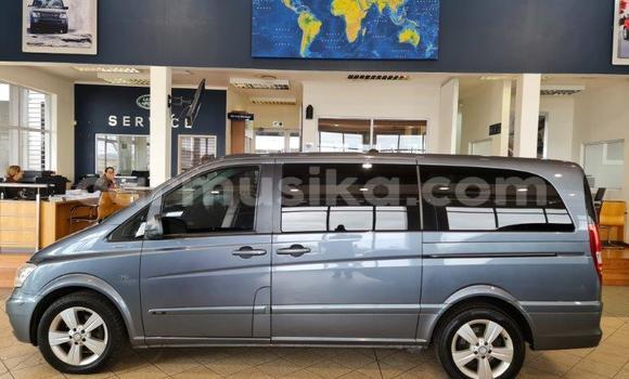 Buy Used Mercedes‒Benz Vito Silver Car in Beitbridge in Matabeleland South