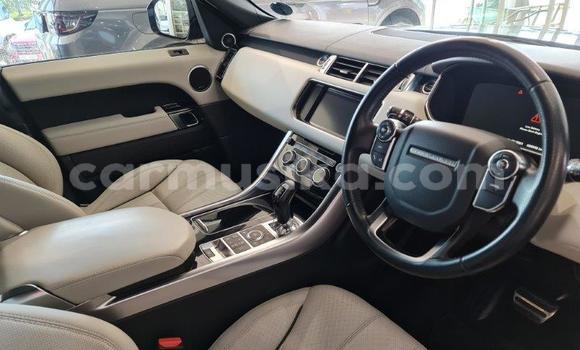 Tenga Tsaru Land Rover Range Rover Evoque Bhurawuni Mota in Beitbridge in Matabeleland South Tenga Tsaru Land Rover Range Rover Evoque Bhurawuni Mota in Beitbridge in Matabeleland South