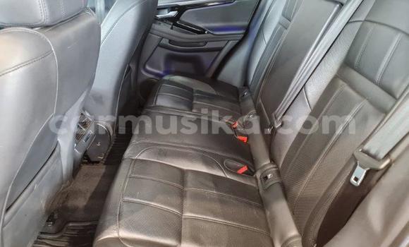 Nunua Ilio tumika Land Rover Discovery Sport Nyekundu Gari ndani ya Beitbridge nchini Matabeleland Kusini Nunua Ilio tumika Land Rover Discovery Sport Nyekundu Gari ndani ya Beitbridge nchini Matabeleland Kusini