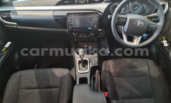 Tenga Tsaru Toyota Hilux Chena Mota in Beitbridge in Matabeleland South Tenga Tsaru Toyota Hilux Chena Mota in Beitbridge in Matabeleland South