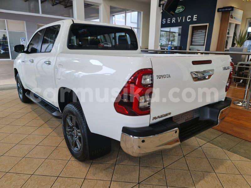 Big with watermark toyota hilux matabeleland south beitbridge 26287