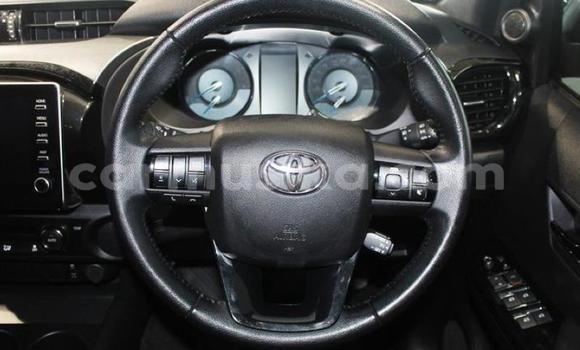 Acheter Occasion Voiture Toyota Hilux Blanc à Beitbridge, Matabeleland South Acheter Occasion Voiture Toyota Hilux Blanc à Beitbridge, Matabeleland South