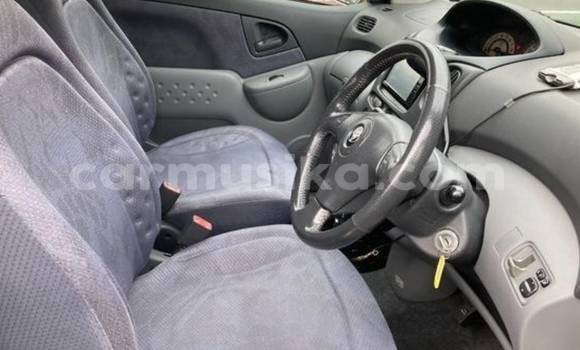 Acheter Occasion Voiture Toyota FunCargo Autre à Beitbridge, Matabeleland South Acheter Occasion Voiture Toyota FunCargo Autre à Beitbridge, Matabeleland South