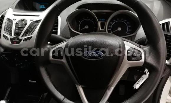 Acheter Occasion Voiture Ford EcoSport Blanc à Beitbridge, Matabeleland South Acheter Occasion Voiture Ford EcoSport Blanc à Beitbridge, Matabeleland South