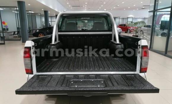 Nunua Ilio tumika Nissan Hardbody Nyeupe Gari ndani ya Beitbridge nchini Matabeleland Kusini Nunua Ilio tumika Nissan Hardbody Nyeupe Gari ndani ya Beitbridge nchini Matabeleland Kusini