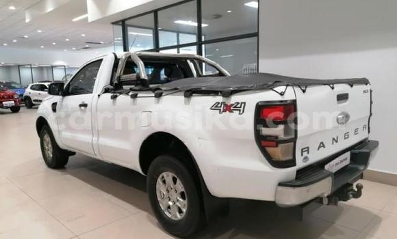 Acheter Occasion Voiture Ford Ranger Blanc à Beitbridge, Matabeleland South Acheter Occasion Voiture Ford Ranger Blanc à Beitbridge, Matabeleland South