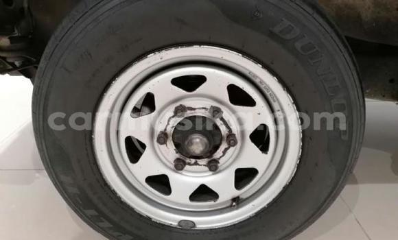 Acheter Occasion Voiture Nissan Hardbody Blanc à Beitbridge, Matabeleland South Acheter Occasion Voiture Nissan Hardbody Blanc à Beitbridge, Matabeleland South