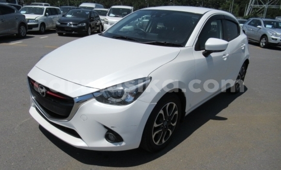 Nunua Ilio tumika Mazda Demio Nyeupe Gari ndani ya Beitbridge nchini Matabeleland Kusini Nunua Ilio tumika Mazda Demio Nyeupe Gari ndani ya Beitbridge nchini Matabeleland Kusini