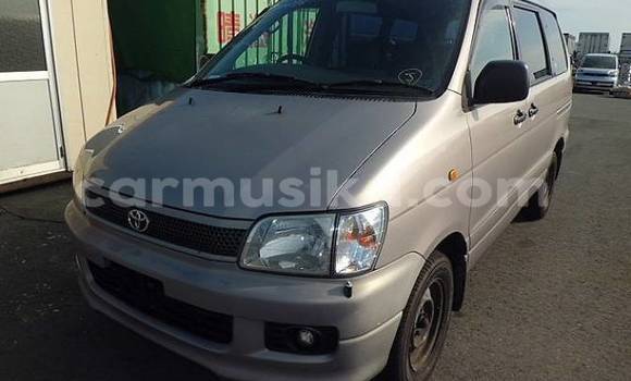 Nunua Ilio tumika Toyota Noah Nyingine Gari ndani ya Beitbridge nchini Matabeleland Kusini