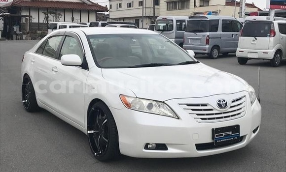 Buy Used Toyota Camry (Japan) Silver Car in Beitbridge in Matabeleland South