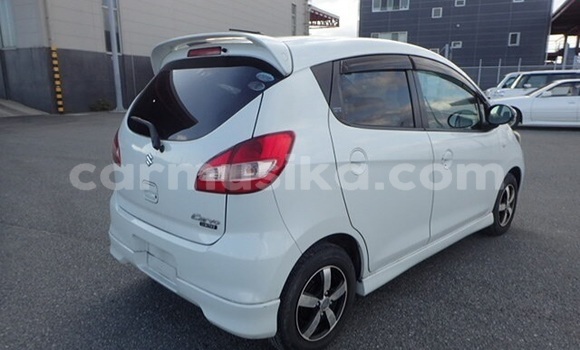 Acheter Occasion Voiture Suzuki Cervo Blanc à Beitbridge, Matabeleland South Acheter Occasion Voiture Suzuki Cervo Blanc à Beitbridge, Matabeleland South
