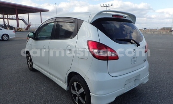 Acheter Occasion Voiture Suzuki Cervo Blanc à Beitbridge, Matabeleland South Acheter Occasion Voiture Suzuki Cervo Blanc à Beitbridge, Matabeleland South