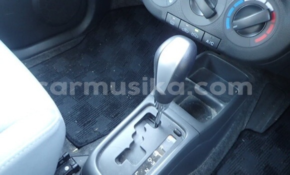 Acheter Occasion Voiture Suzuki Cervo Blanc à Beitbridge, Matabeleland South Acheter Occasion Voiture Suzuki Cervo Blanc à Beitbridge, Matabeleland South