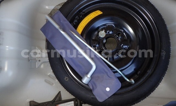 Acheter Occasion Voiture Suzuki Cervo Blanc à Beitbridge, Matabeleland South Acheter Occasion Voiture Suzuki Cervo Blanc à Beitbridge, Matabeleland South