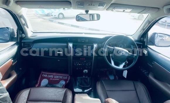 Buy Used Toyota Fortuner Silver Car in Beitbridge in Matabeleland South Buy Used Toyota Fortuner Silver Car in Beitbridge in Matabeleland South