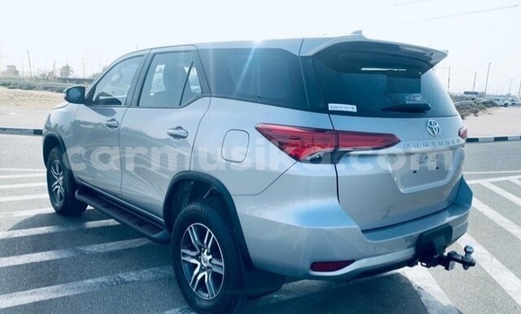 Buy Used Toyota Fortuner Silver Car in Beitbridge in Matabeleland South Buy Used Toyota Fortuner Silver Car in Beitbridge in Matabeleland South