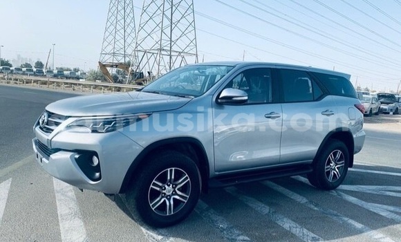 Buy Used Toyota Fortuner Silver Car in Beitbridge in Matabeleland South Buy Used Toyota Fortuner Silver Car in Beitbridge in Matabeleland South