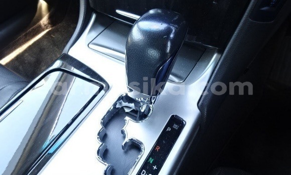 Buy Used Toyota Crown White Car in Beitbridge in Matabeleland South Buy Used Toyota Crown White Car in Beitbridge in Matabeleland South