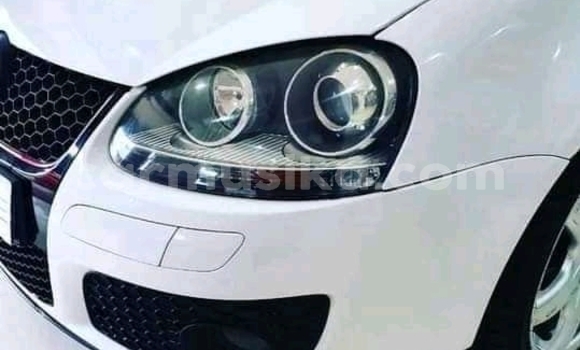 Buy Used Volkswagen Golf GTI White Car in Beitbridge in Matabeleland South Buy Used Volkswagen Golf GTI White Car in Beitbridge in Matabeleland South