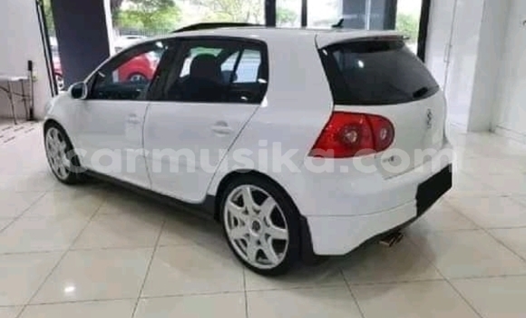 Buy Used Volkswagen Golf GTI White Car in Beitbridge in Matabeleland South Buy Used Volkswagen Golf GTI White Car in Beitbridge in Matabeleland South