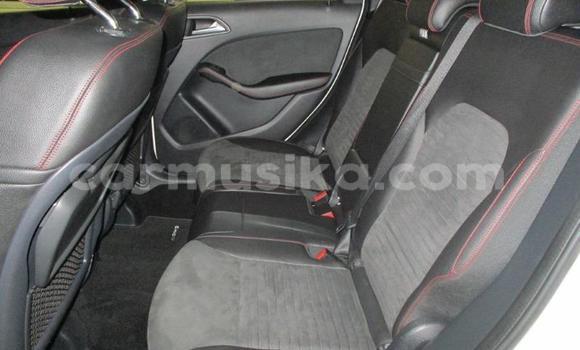 Acheter Occasion Voiture Mercedes‒Benz A-klasse Blanc à Beitbridge, Matabeleland South Acheter Occasion Voiture Mercedes‒Benz A-klasse Blanc à Beitbridge, Matabeleland South