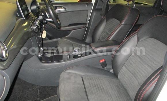 Acheter Occasion Voiture Mercedes‒Benz A-klasse Blanc à Beitbridge, Matabeleland South Acheter Occasion Voiture Mercedes‒Benz A-klasse Blanc à Beitbridge, Matabeleland South