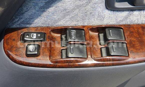 Buy Used Toyota Land Cruiser Prado White Car in Beitbridge in Matabeleland South Buy Used Toyota Land Cruiser Prado White Car in Beitbridge in Matabeleland South