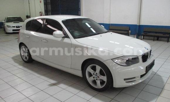 Nunua Ilio tumika BMW 1-Series Nyeupe Gari ndani ya Beitbridge nchini Matabeleland Kusini